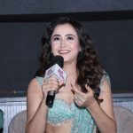 पाँच करोड भ्युजपछि स्वस्तिमा भन्छिन् – गीतले मलाई नपुगेका ठाउँमा पुर्‍यायो