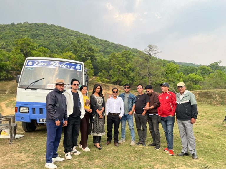 सुरज र अनुको स्वरमा ‘हावा चल्यो सिरिरी’